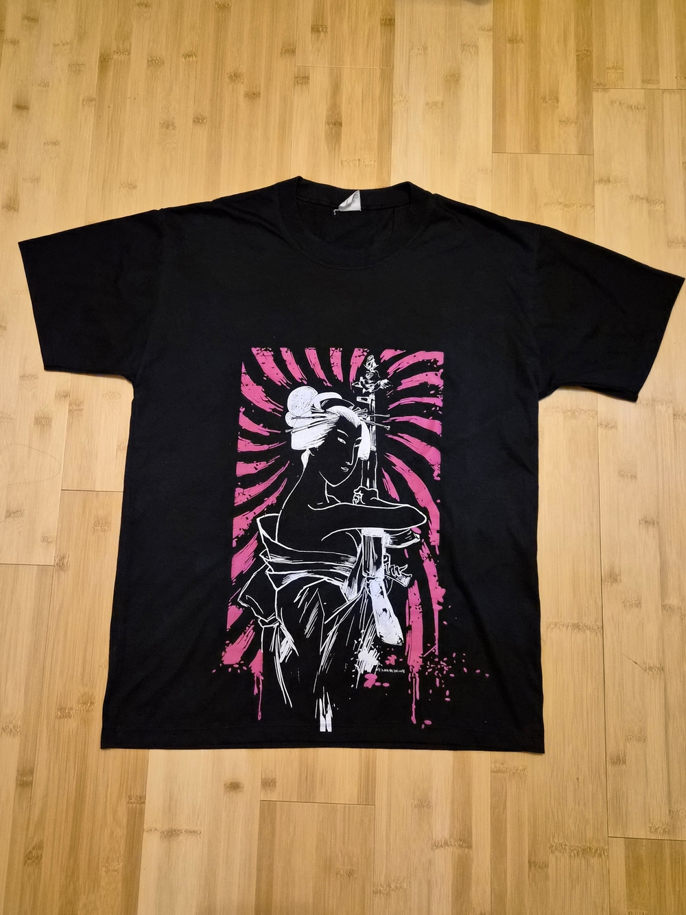 Vintage Geisha AK-47 Graphic T-Shirt Large Black Hoi An Vietnam Souvenir